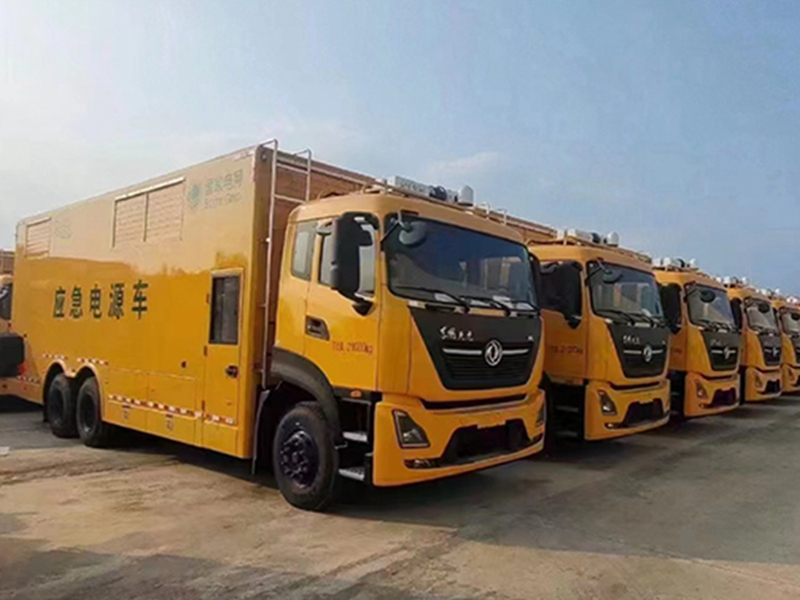 東風天龍后雙橋800KW電源車